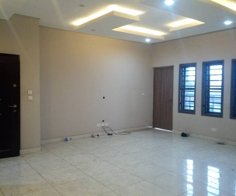 Luxury 3 bedroom flat at Maryland