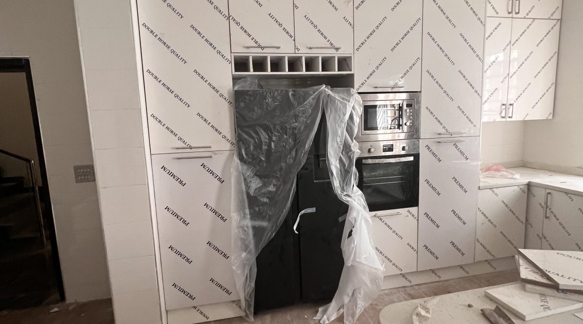 Luxury 5 bedroom mansion with a swimming in IKEJA GRA
