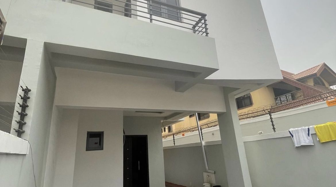 Luxury 4 bedroom with a Bq