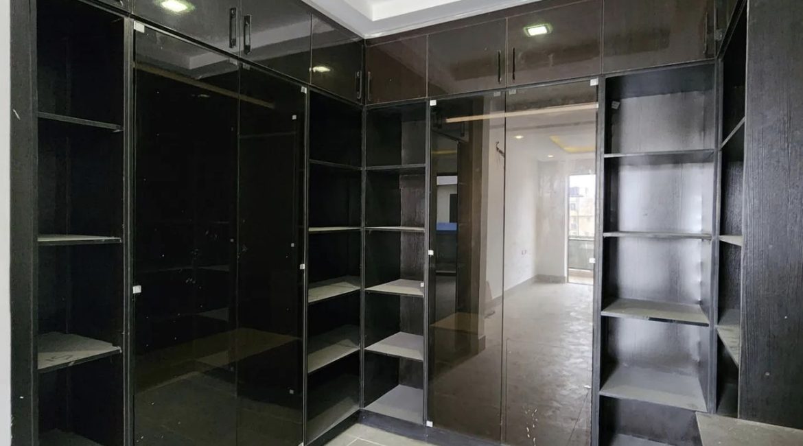 Luxury 4 bedroom Terrace Duplex at LEKKI Phase 1