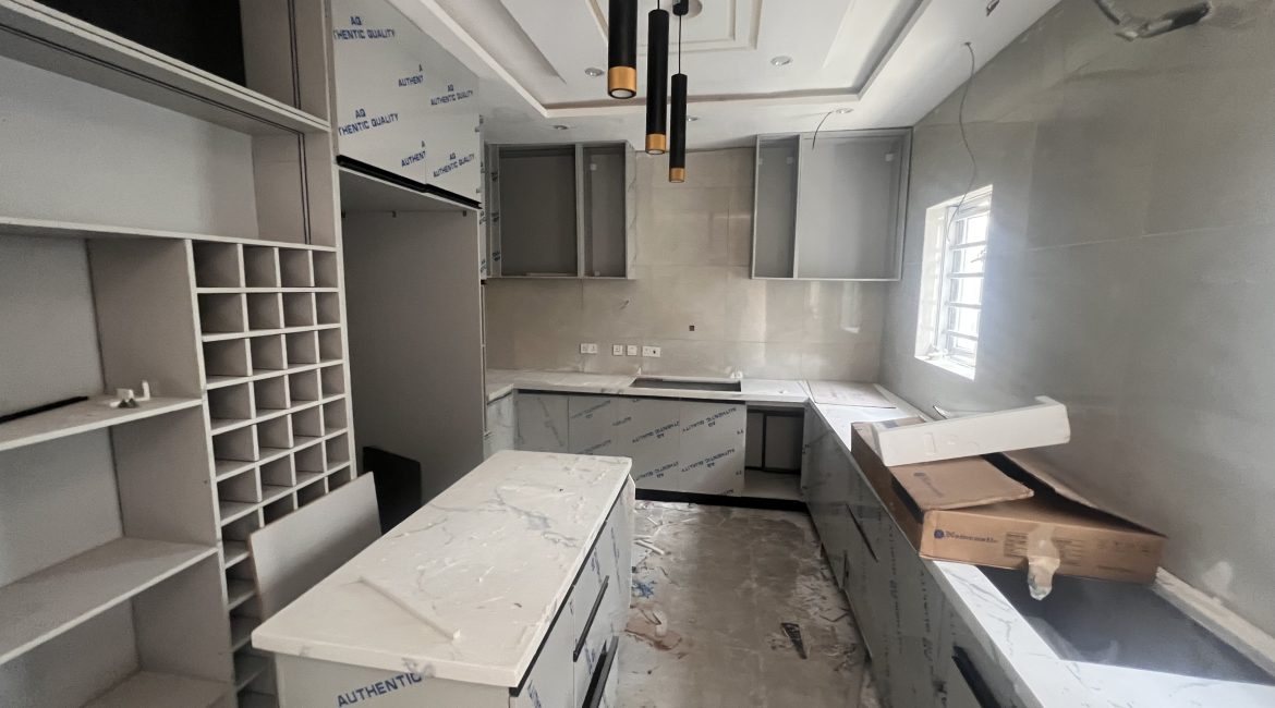 4 bedroom fully detached duplex off college road, ogba